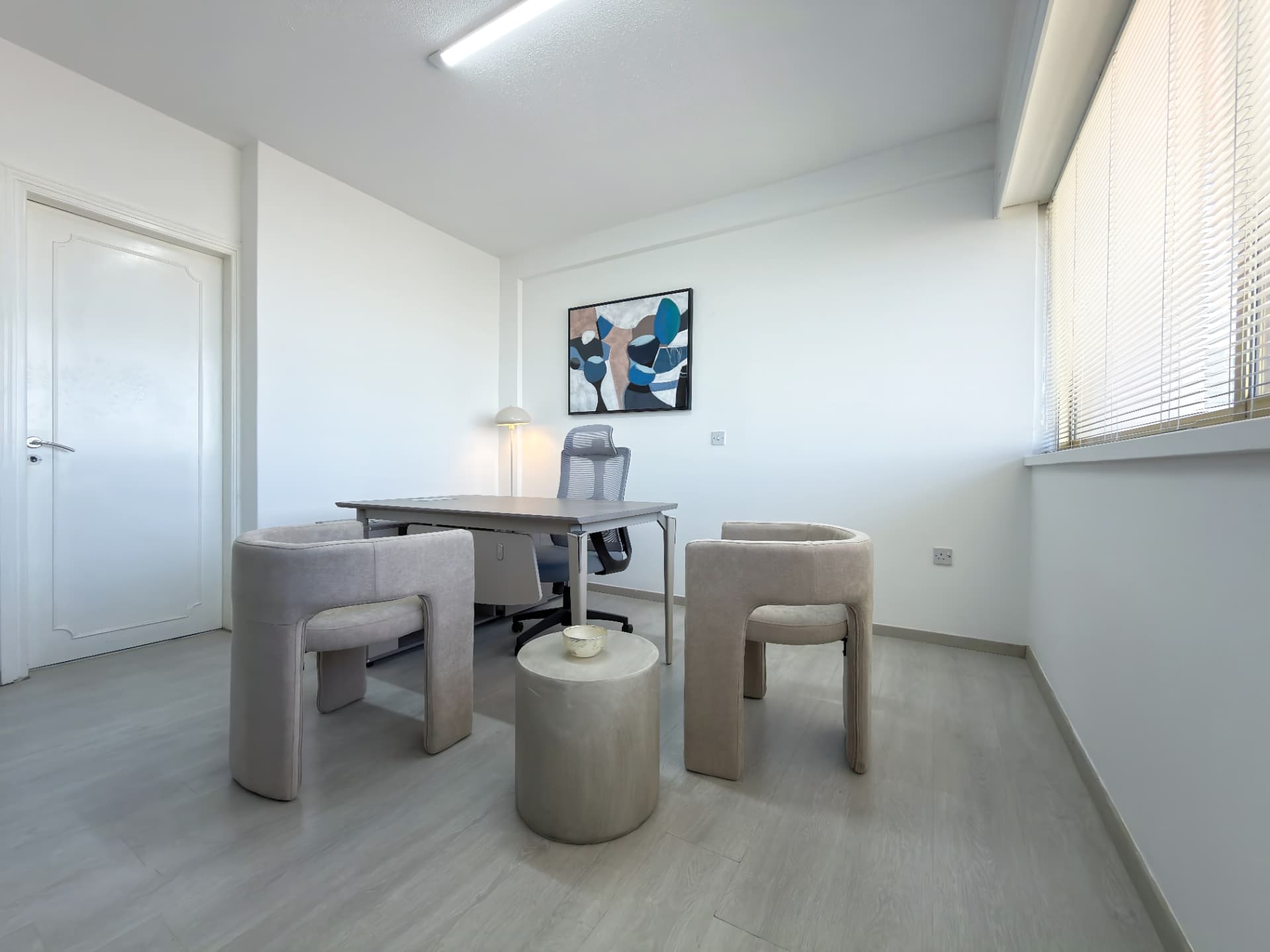 Gallery Office, Private offices, lockable